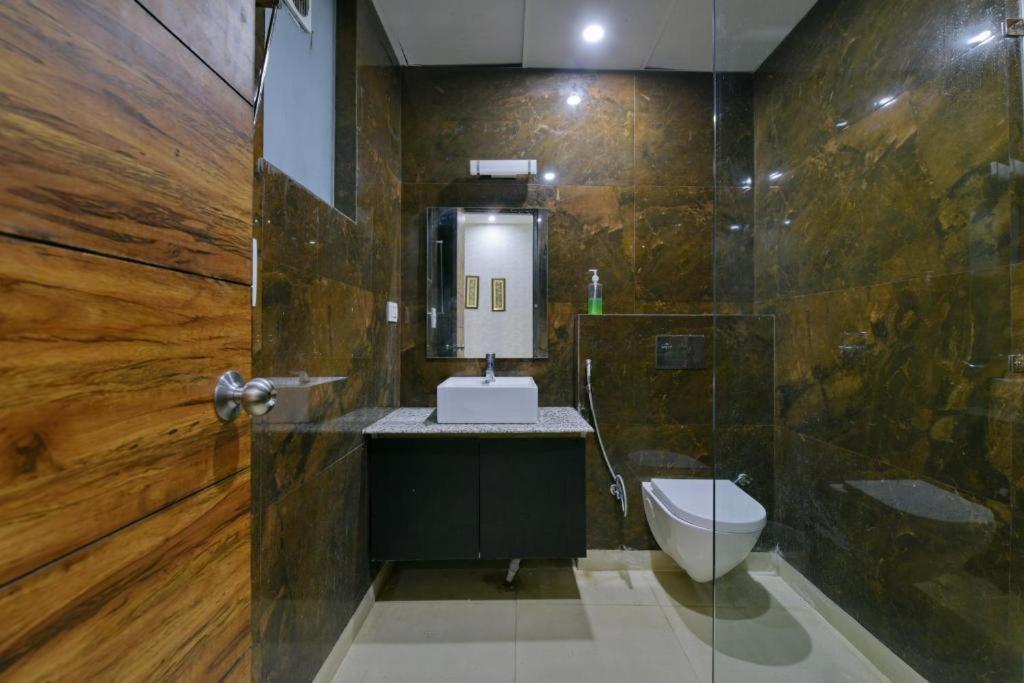 Hotel Konark A Family Stay Aerocity New Delhi Exterior photo